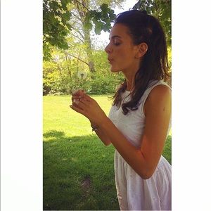 Meet your Posher, Niloufar